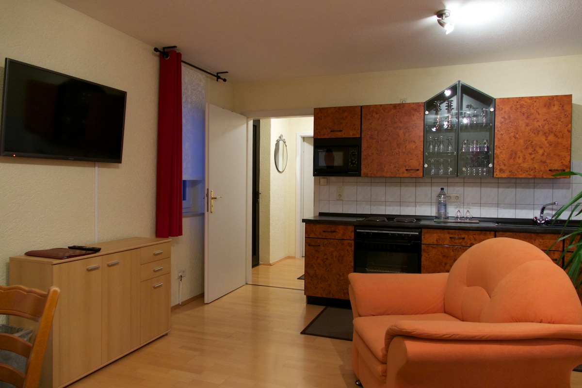 apartment in merseburg mit einbauküche im hotel ritters weinstuben