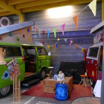 t3 und vw bus im basecamp bonn