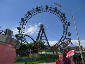riesenrad auf dem prater von der liliputbahn aus