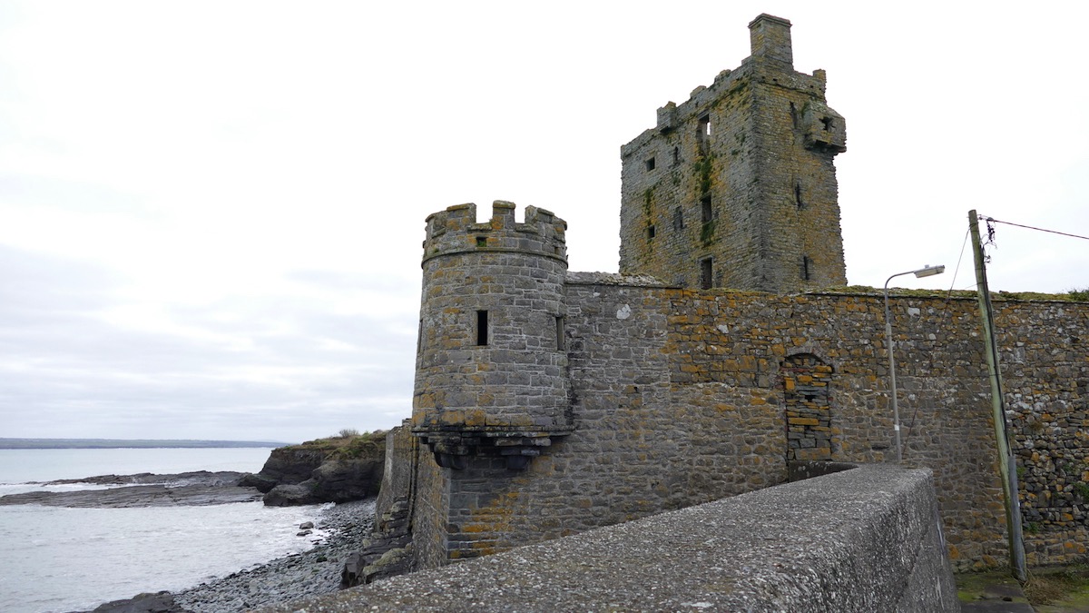 blick auf carrigaholt castle
